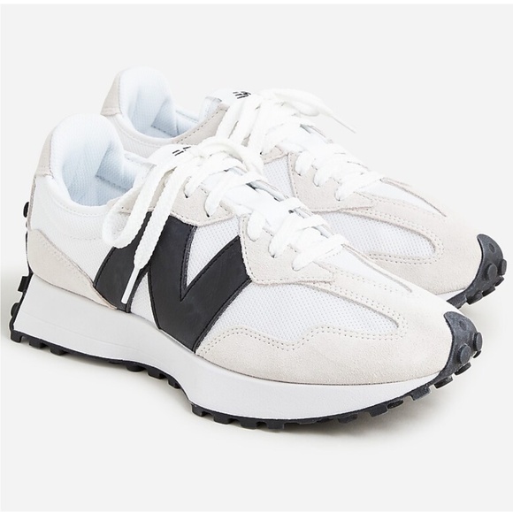 New Balance Shoes - NEW BALANCE 327 Sneakers Black White Size Women’s 9 Men’s 7.5
